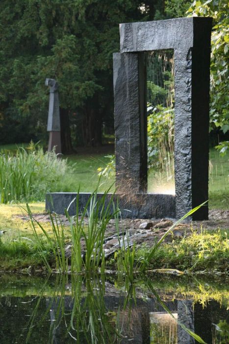 Gate of the winds, Granite Fountain 2007, H 3,6, Nordart Germany 2009